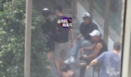 老婆出轨吃瓜群众,揭秘吃瓜群众眼中的婚姻危机