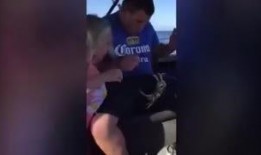 怪物吃瓜视频大全,趣味视频大全集锦