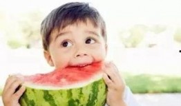 库洛米吃瓜娃娃,一场奇幻的甜蜜冒险