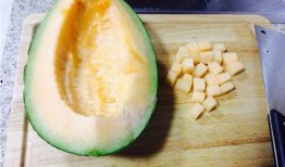 吃哈密瓜的外婆,甜蜜回忆里的味蕾之旅