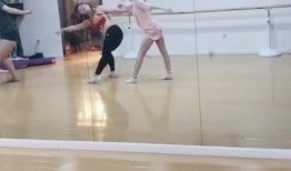 大型吃瓜舞蹈视频,一场视觉盛宴的狂欢演绎