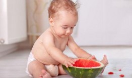 宝宝吃瓜拉肚子,原因分析与预防措施